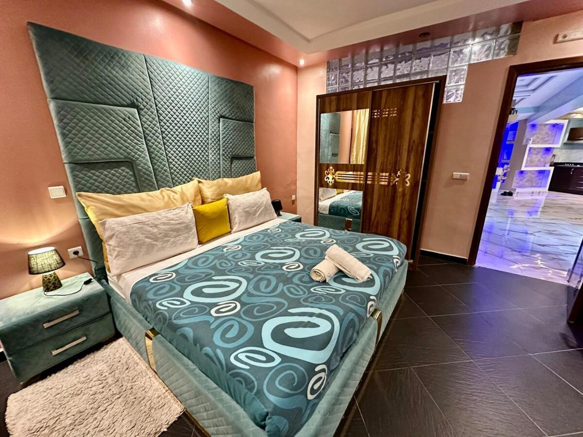 Apartment 113 Deluxe Flat In Corniche Malabata With Balcony
